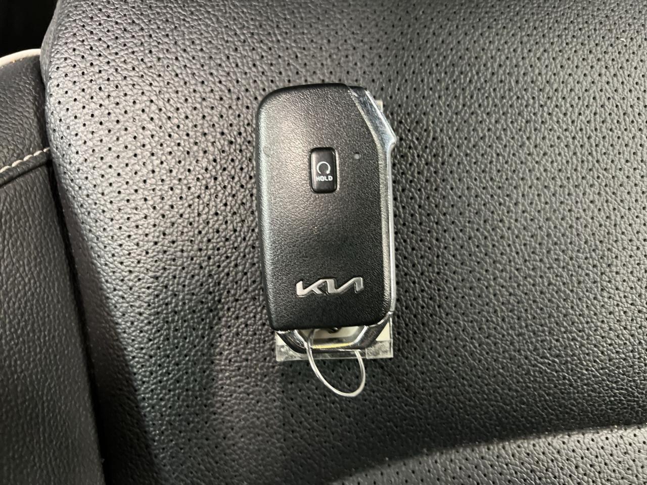 2024 Kia Forte GT-LINE | COOLED LEATHER | SUNROOF | REMOTE START Photo