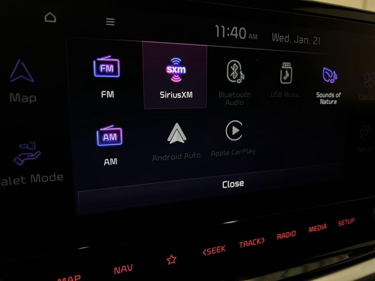 2024 Kia Forte GT-LINE | COOLED LEATHER | SUNROOF | REMOTE START Photo