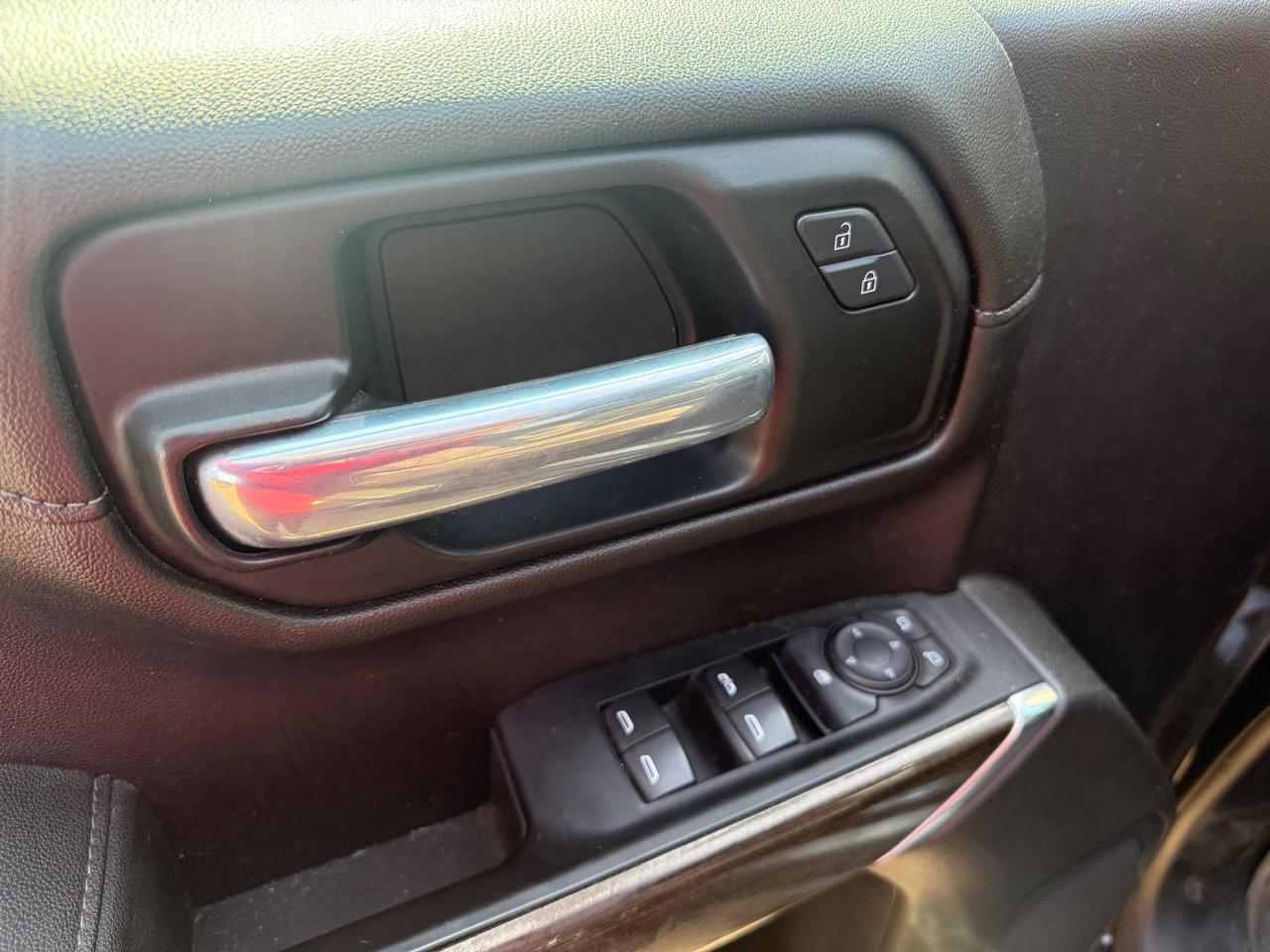 2021 Chevrolet Silverado 1500 RST Photo