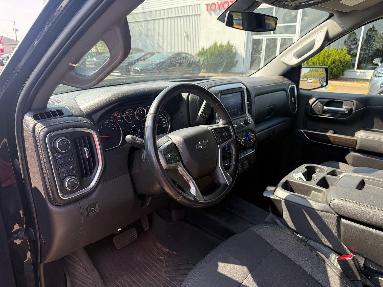 2021 Chevrolet Silverado 1500 RST Photo