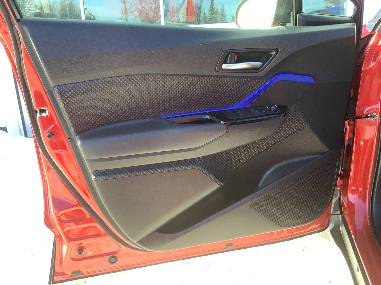 2022 Toyota C HR  Photo