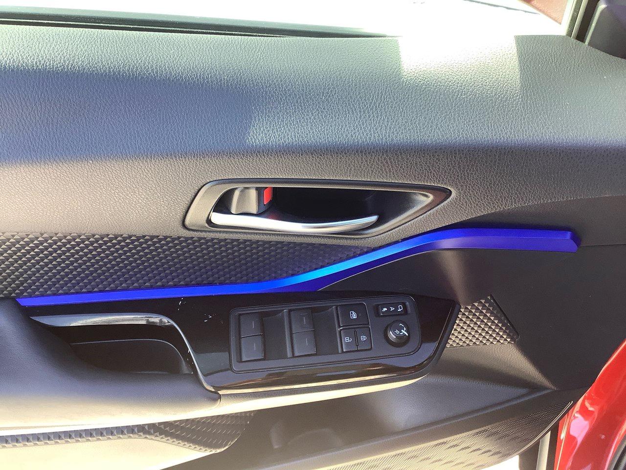 2022 Toyota C HR  Photo