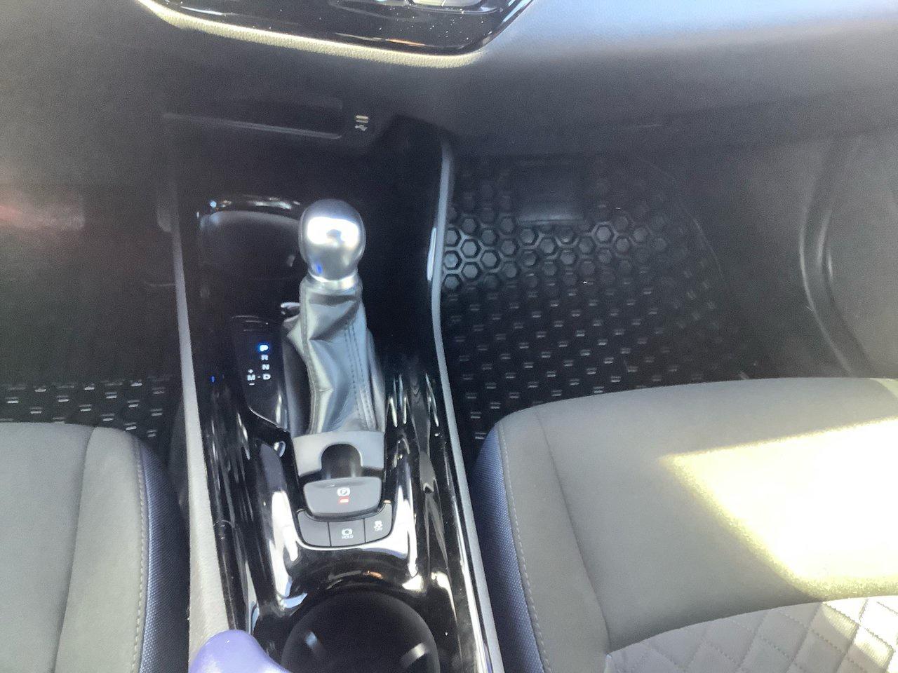 2022 Toyota C HR  Photo