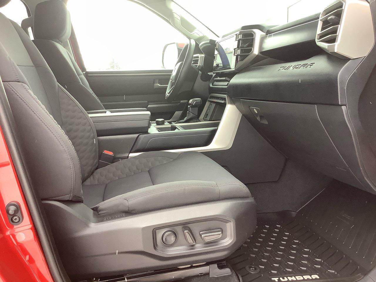 2023 Toyota Tundra SR Photo