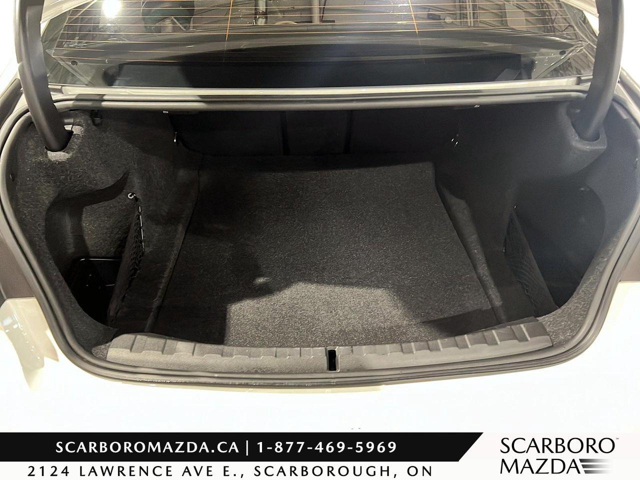 2022 BMW 3 Series 330i xDrive Photo