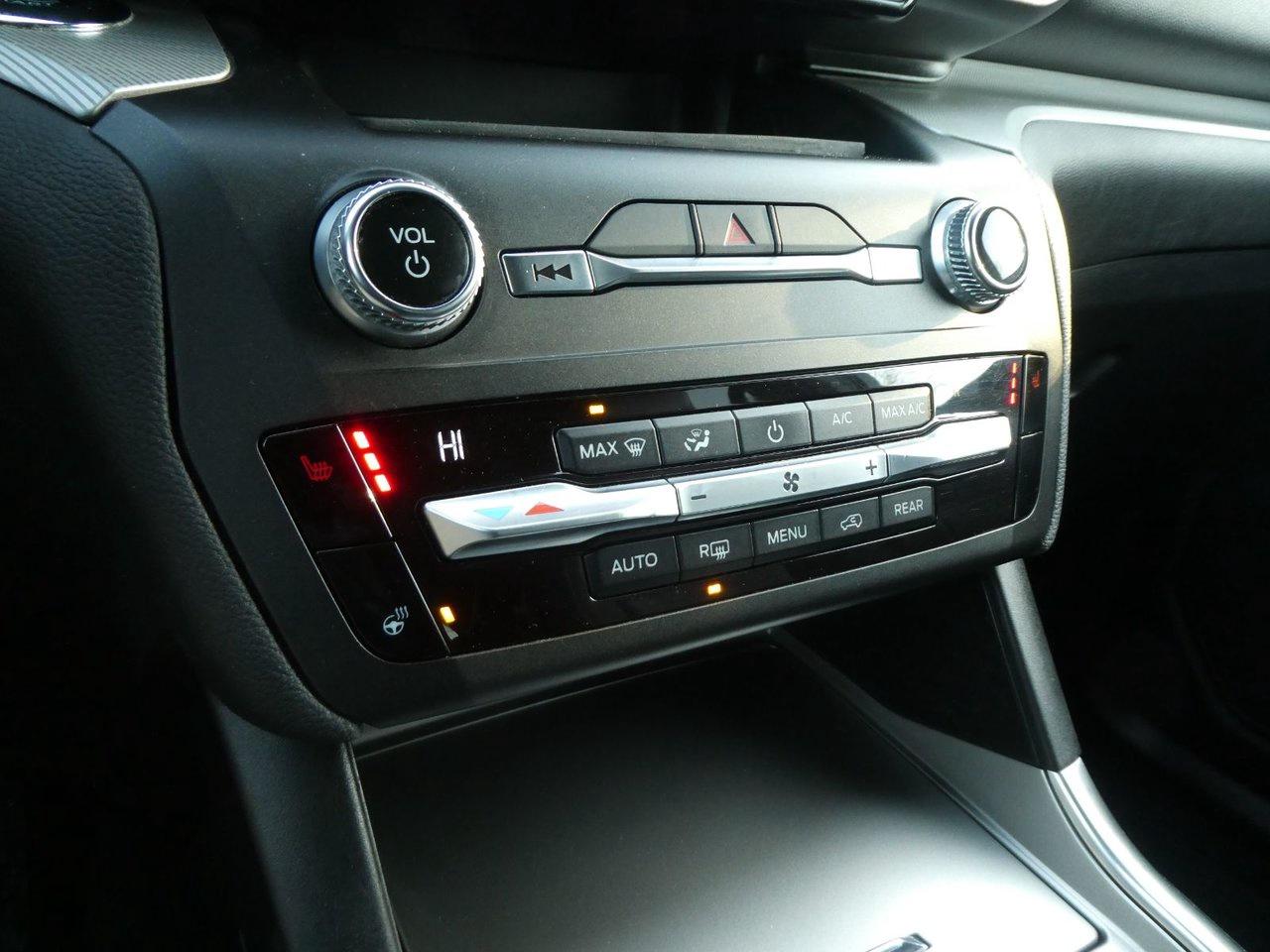 2020 Ford Explorer XLT XLT Photo