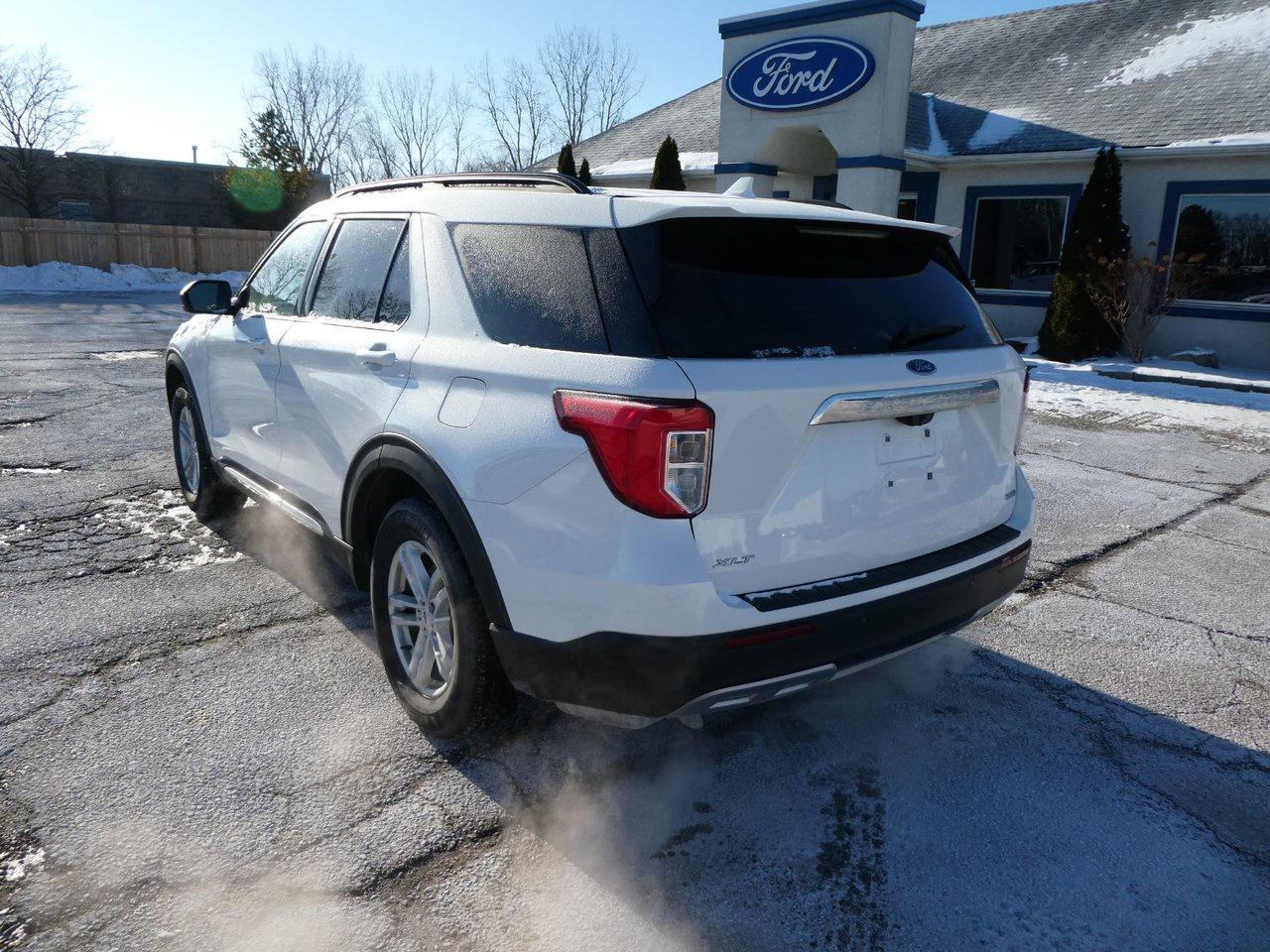 2020 Ford Explorer XLT Photo
