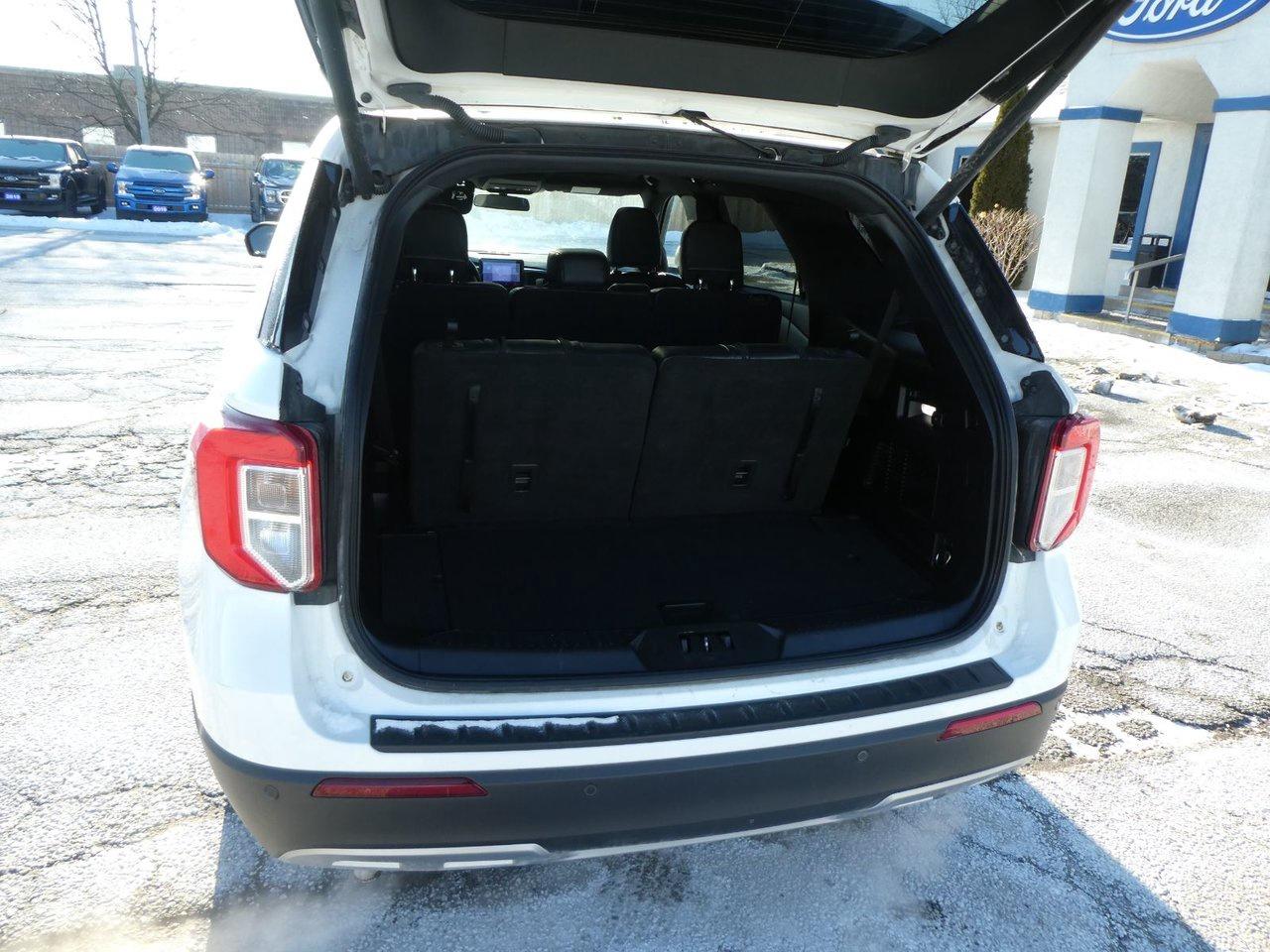 2020 Ford Explorer XLT Photo