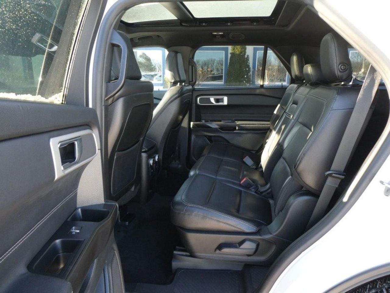 2020 Ford Explorer XLT Photo