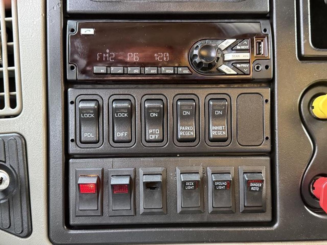 13496273