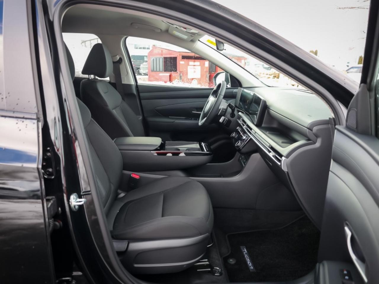 2025 Hyundai Tucson Preferred AWD  - Heated Seats Photo