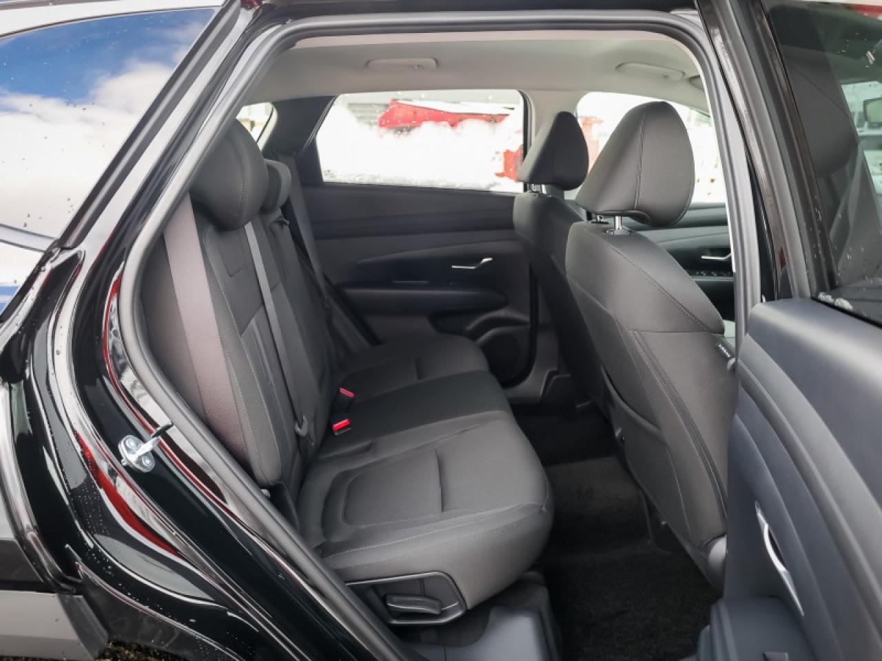 2025 Hyundai Tucson Preferred AWD  - Heated Seats Photo