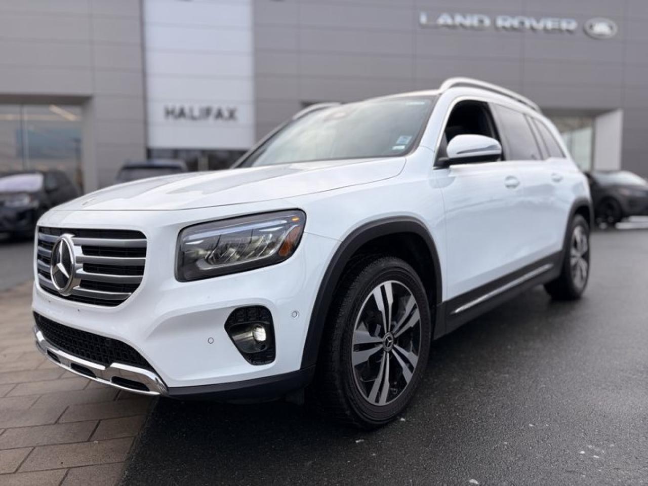 Small SUV 4WD, GLB 250 4MATIC SUV, 8-Speed Auto-Shift Manual w/OD, Intercooled Turbo Premium Unleaded I-4 2.0 L/121