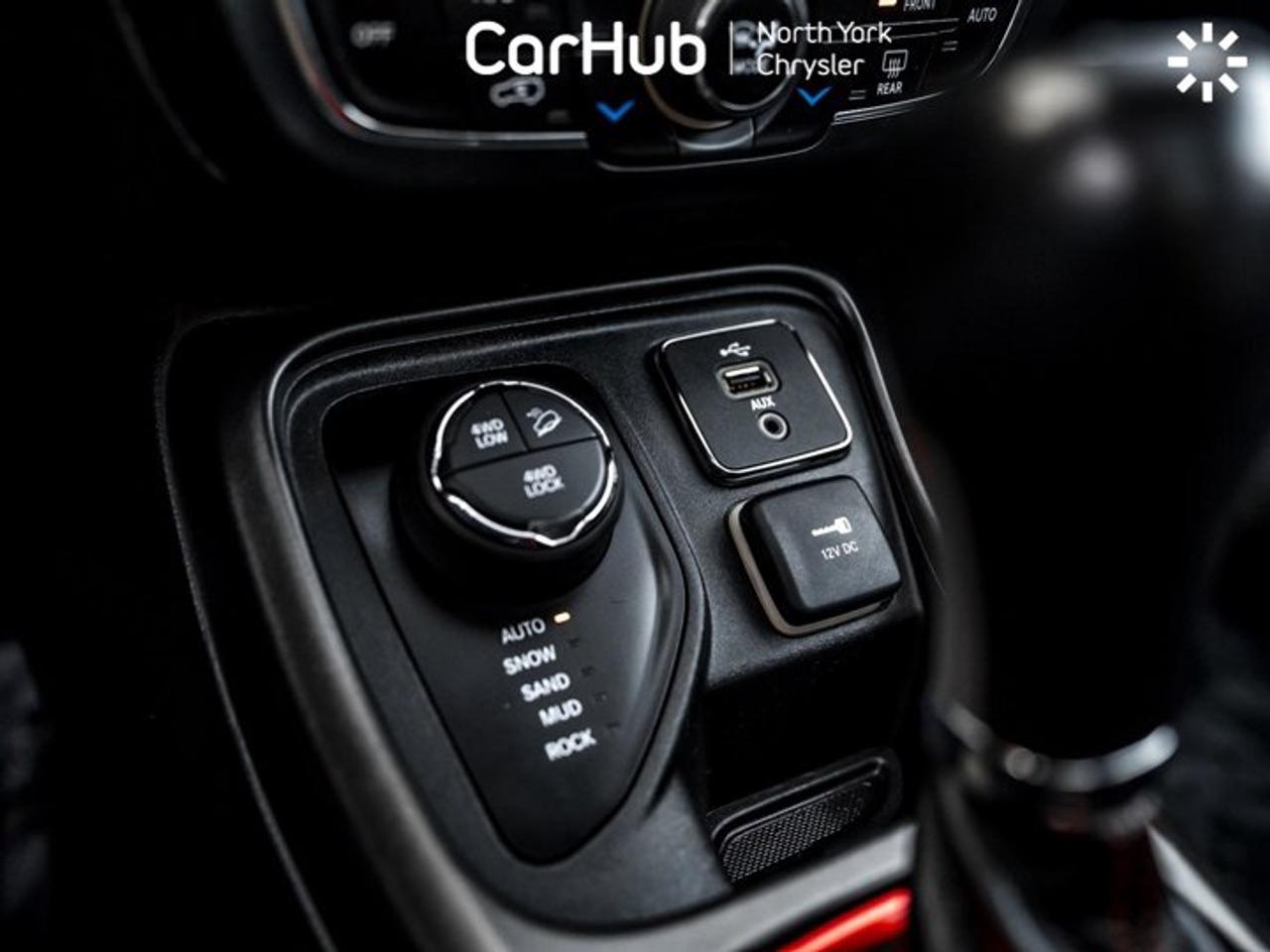 2017 Jeep Compass Trailhawk Panoroof Cold Weather Package Premium Leather Interior Package Navi Photo