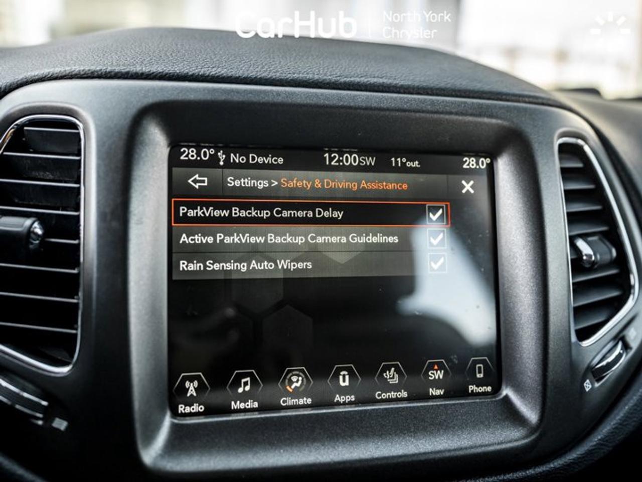 2017 Jeep Compass Trailhawk Panoroof Cold Weather Package Premium Leather Interior Package Navi Photo