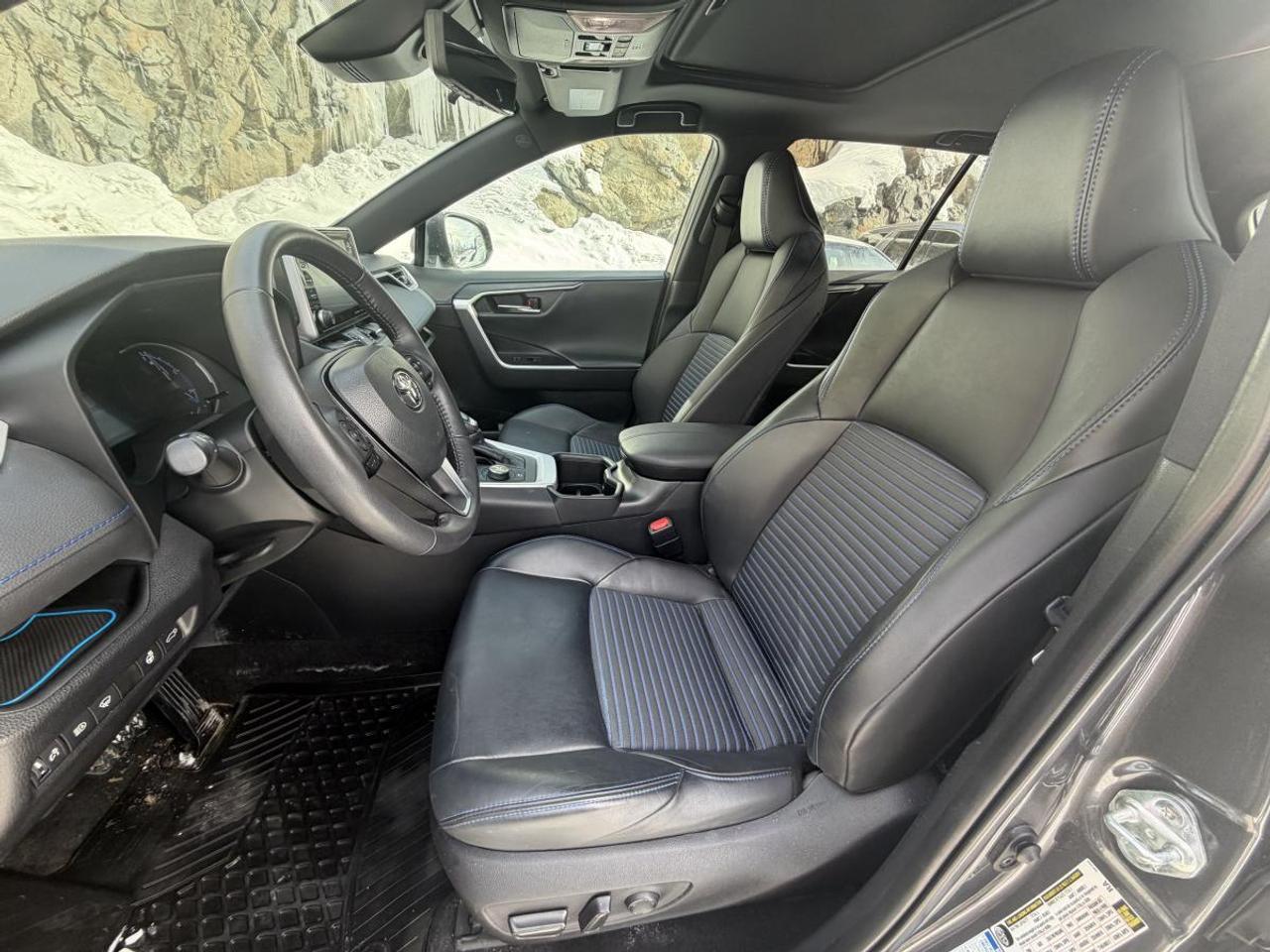 2022 Toyota RAV4 Hybrid Hybrid XSE AWD Photo