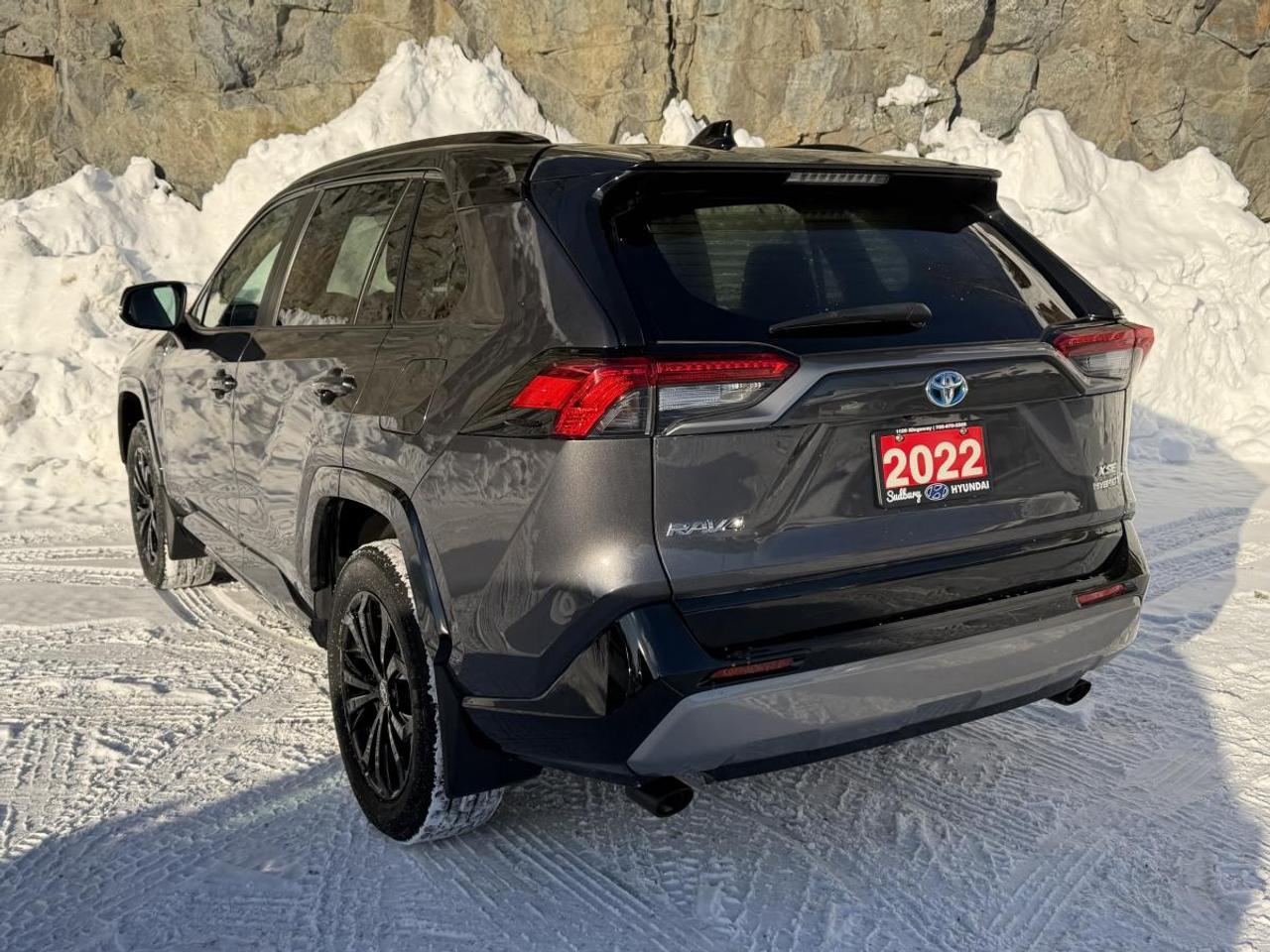2022 Toyota RAV4 Hybrid Hybrid XSE AWD Photo1