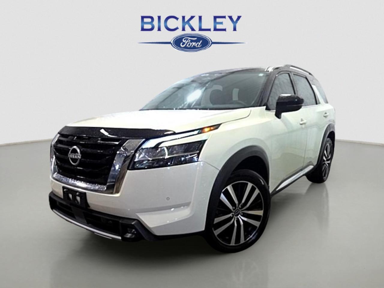 2024 Nissan Pathfinder Platinum Photo0