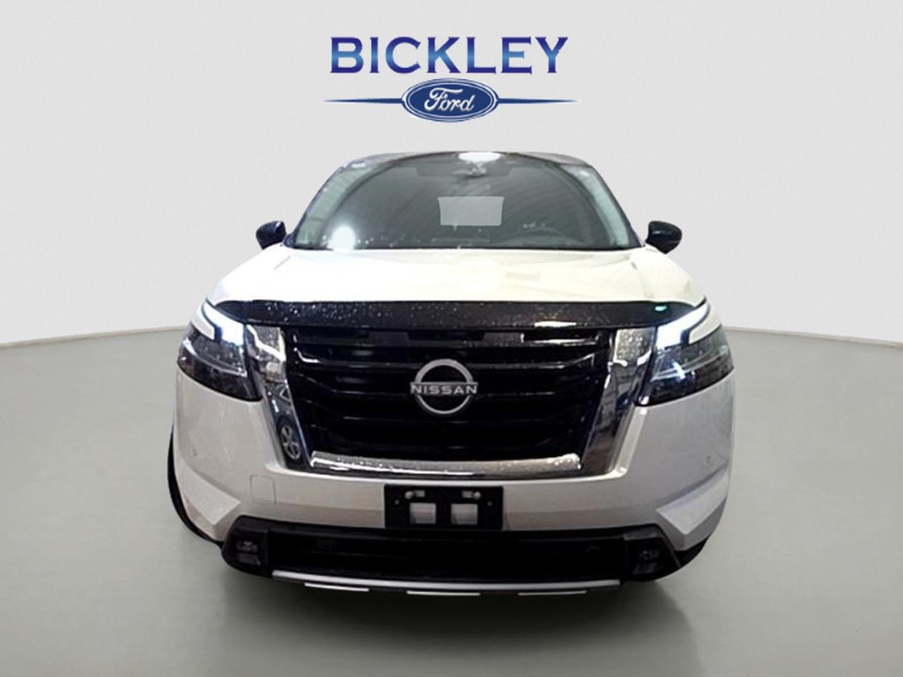 2024 Nissan Pathfinder Platinum Photo