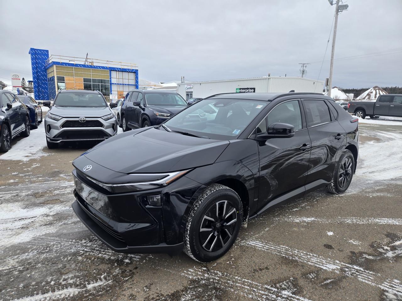 2026 Toyota bZ BZ XLE AWD Photo0