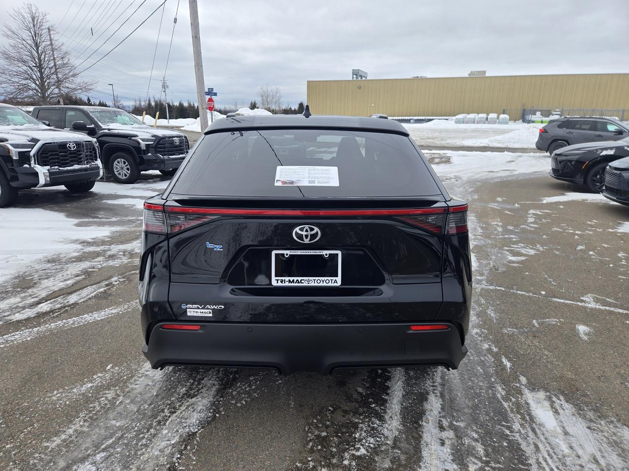 2026 Toyota bZ BZ XLE AWD Photo3