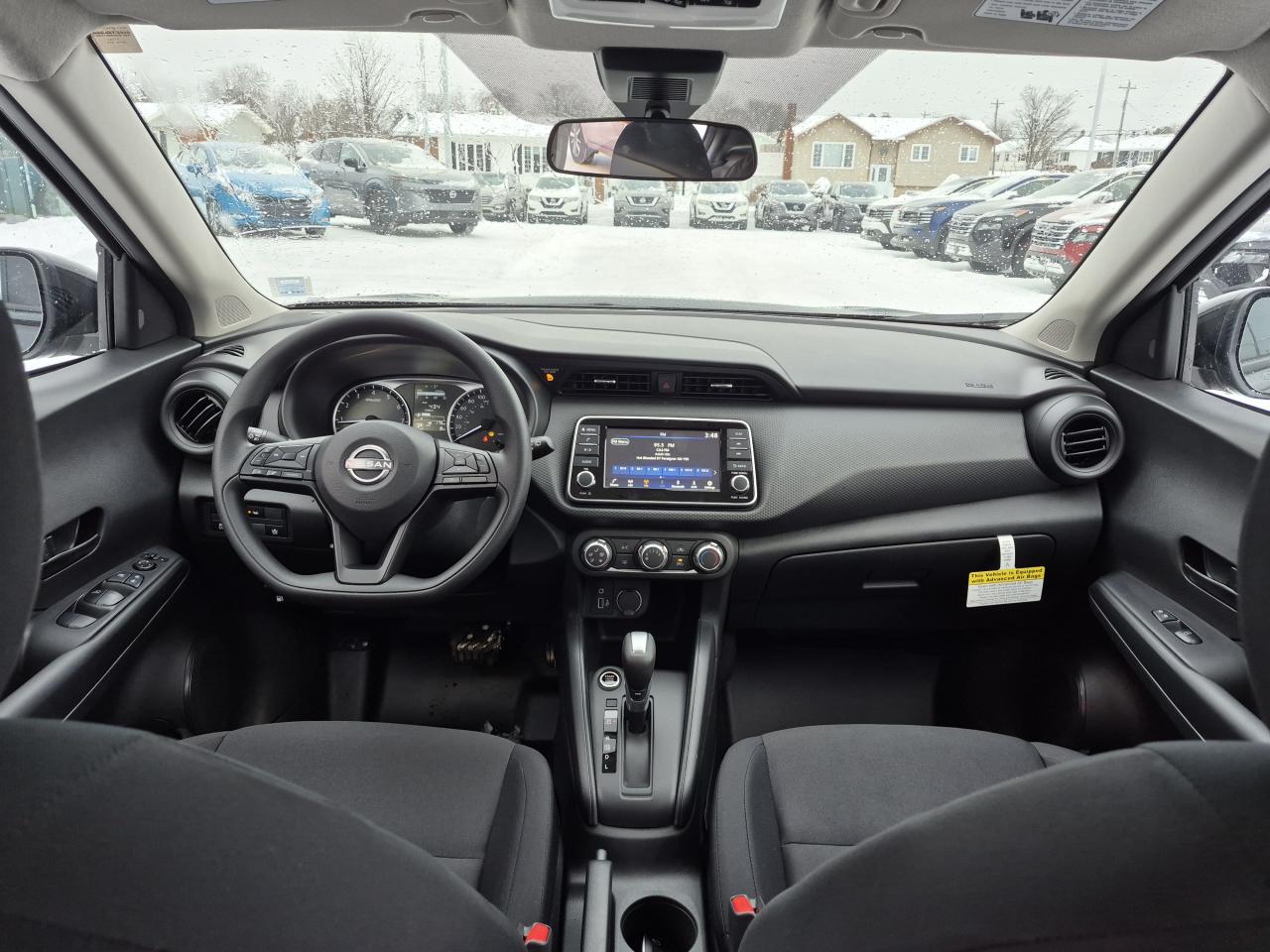 2025 Nissan Kicks Play S FWD Photo29