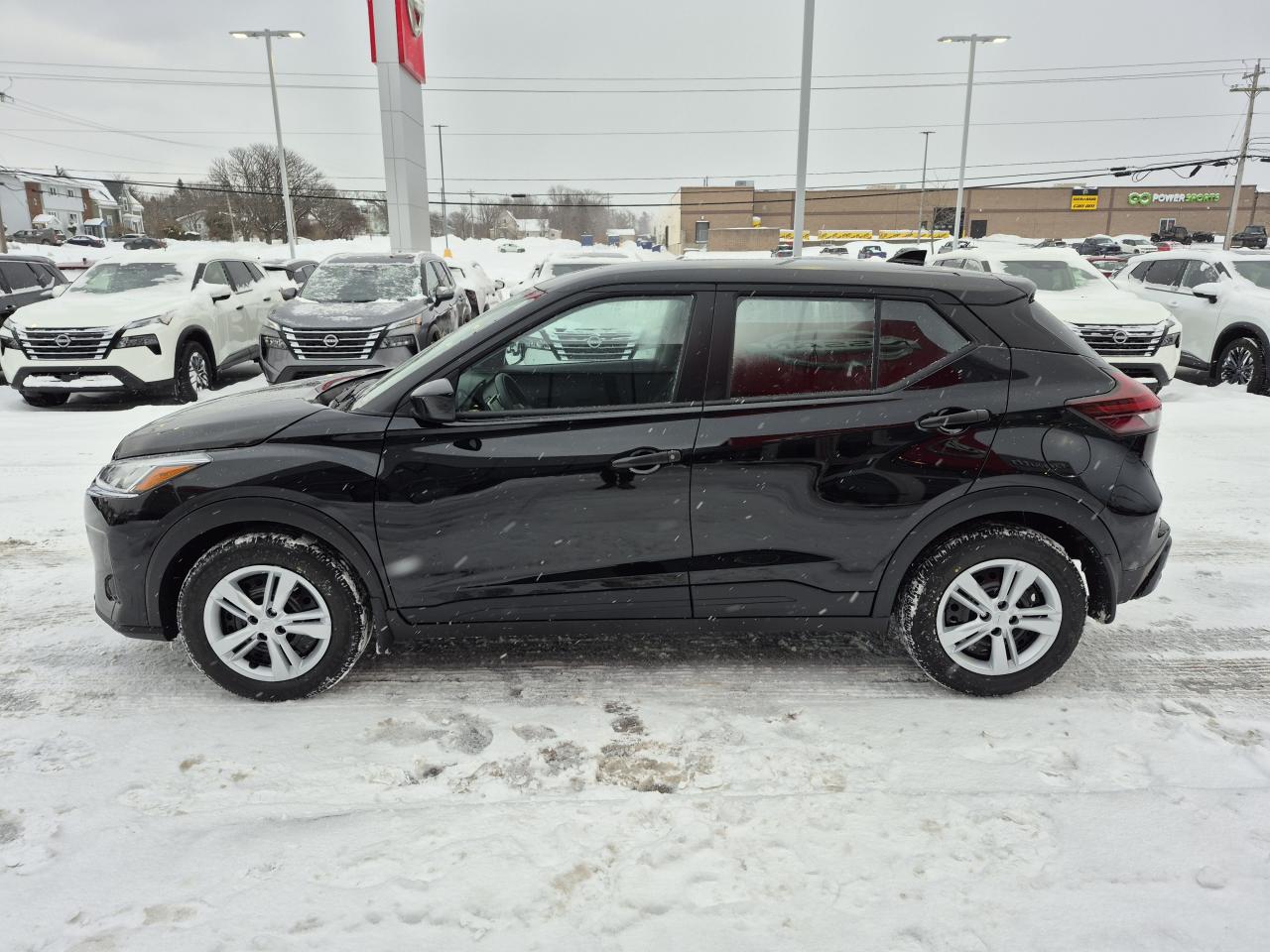 2025 Nissan Kicks Play S FWD Photo3