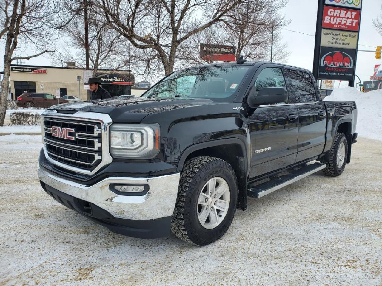 Used 2018 GMC Sierra 1500 4WD CREW CAB 143.5