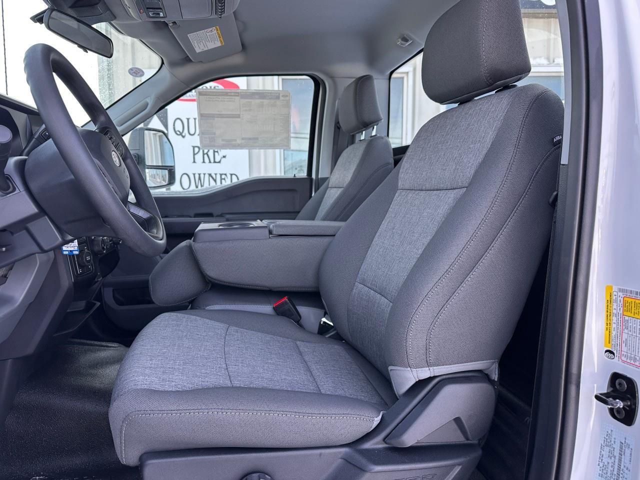 2026 Ford F-350 Super Duty SRW XL 4WD REG CAB 8' BOX Photo