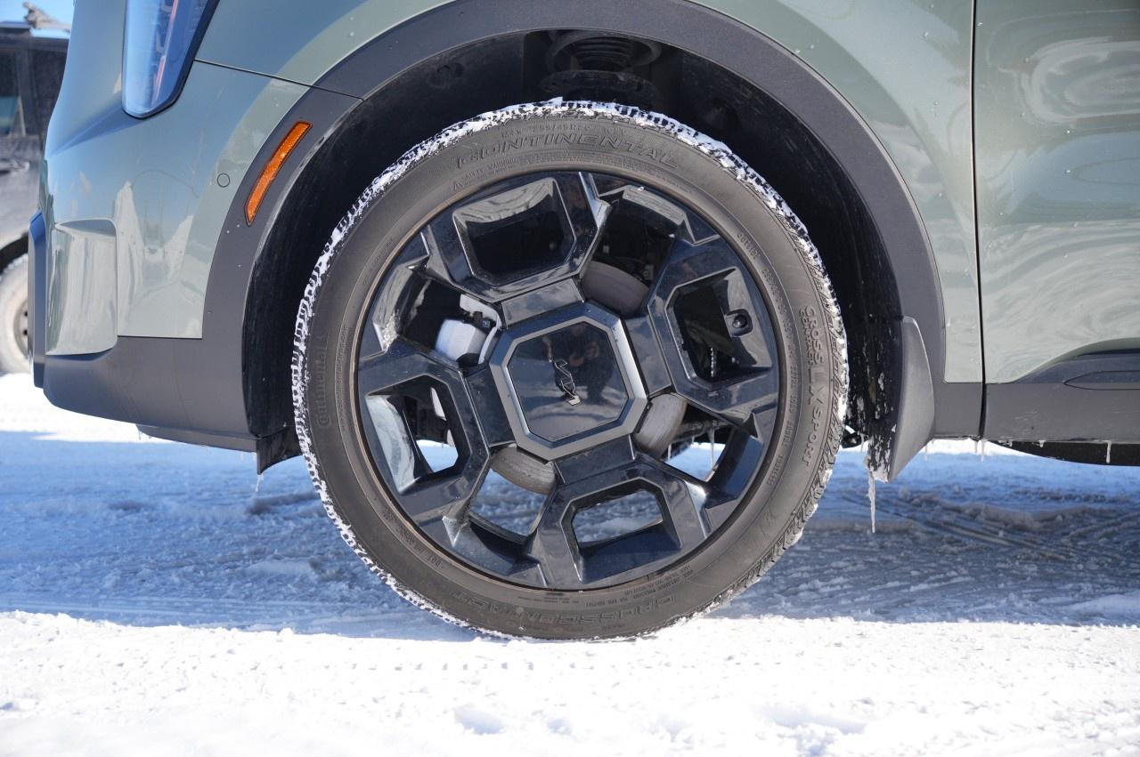 2025 Kia Sorento X-Line Limited AWD w/Black Interior Photo