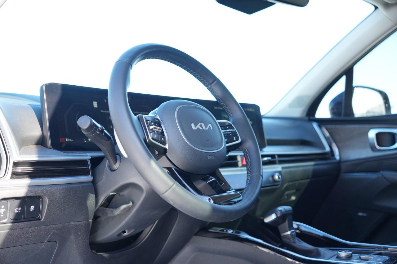2025 Kia Sorento X-Line Limited AWD w/Black Interior Photo