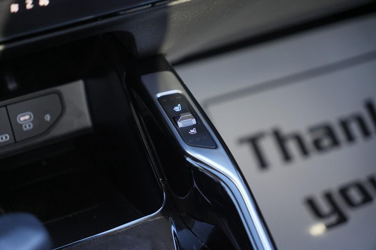 2025 Kia Sorento X-Line Limited AWD w/Black Interior Photo