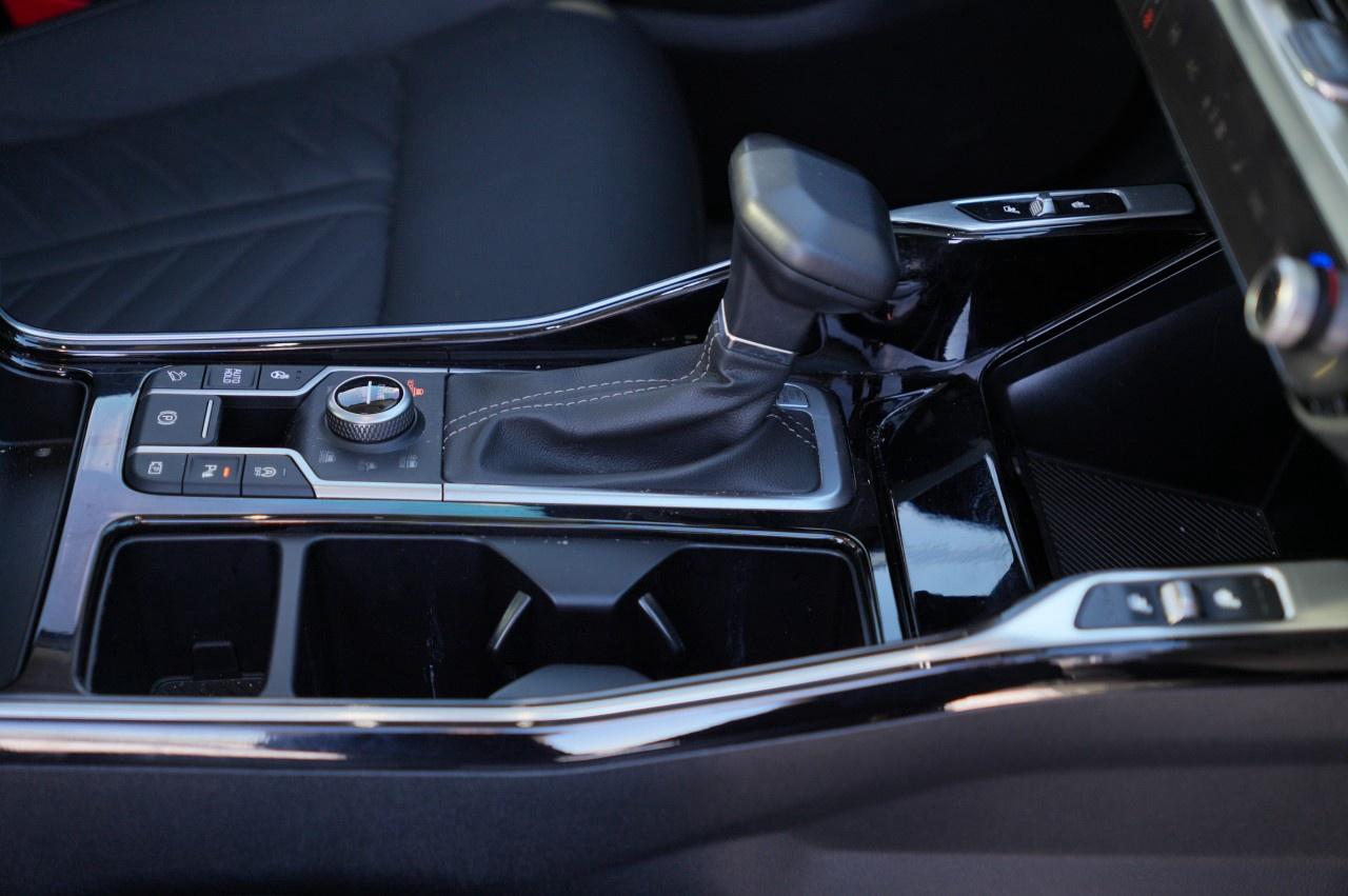 2025 Kia Sorento X-Line Limited AWD w/Black Interior Photo