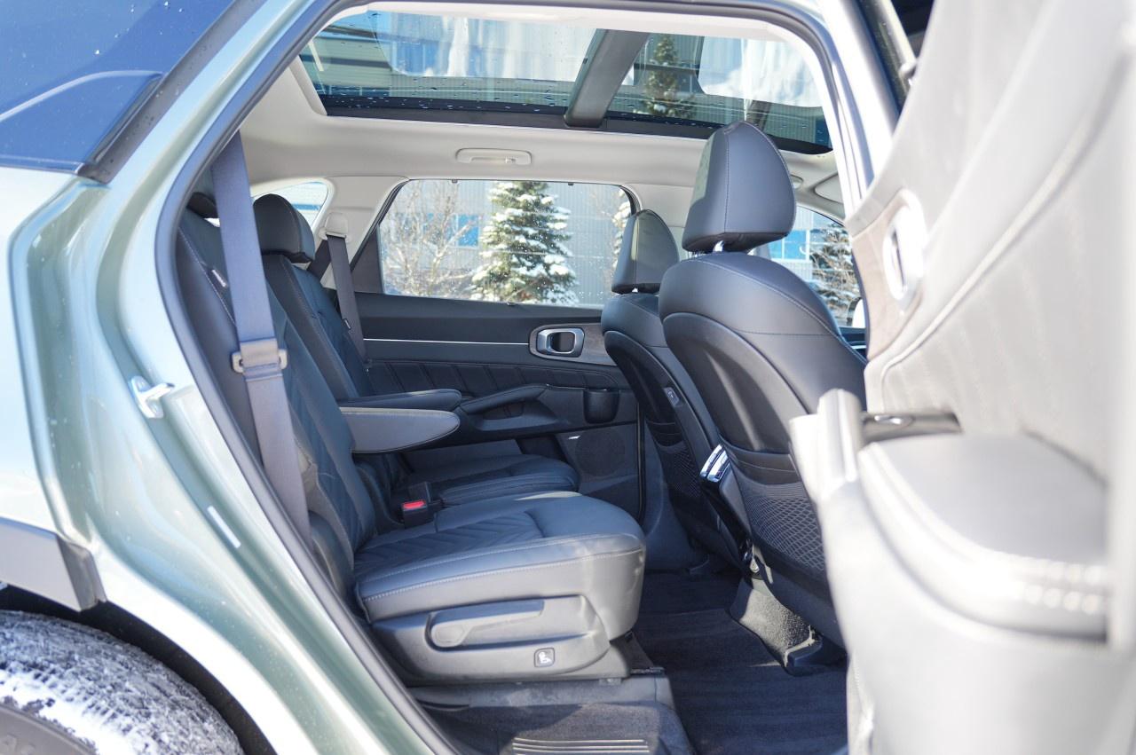 2025 Kia Sorento X-Line Limited AWD w/Black Interior Photo