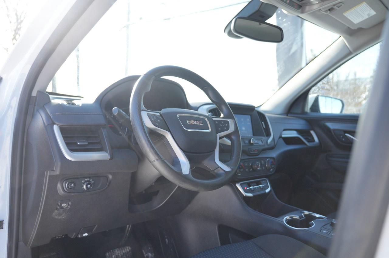 2023 GMC Terrain AWD SLE Photo