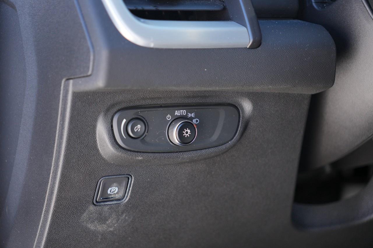 2023 GMC Terrain AWD SLE Photo