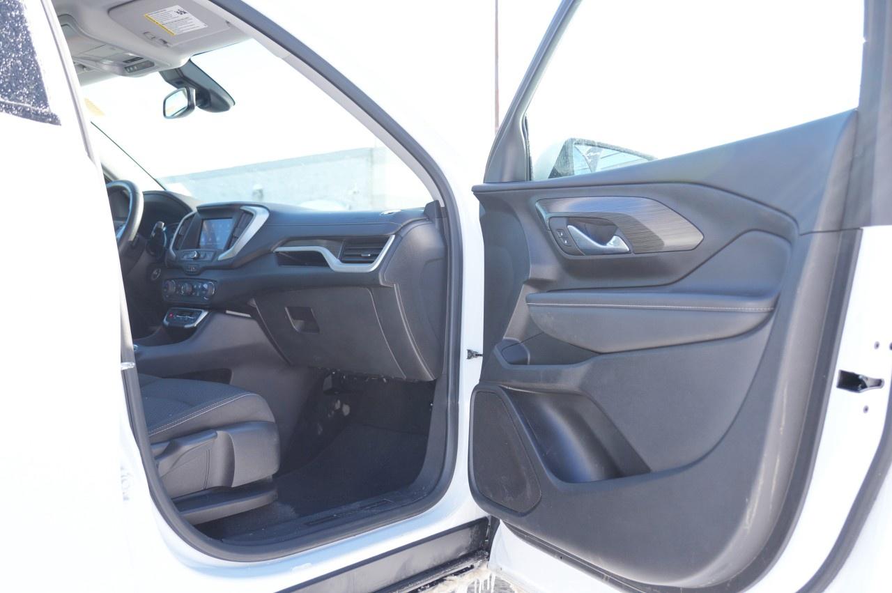 2023 GMC Terrain AWD SLE Photo