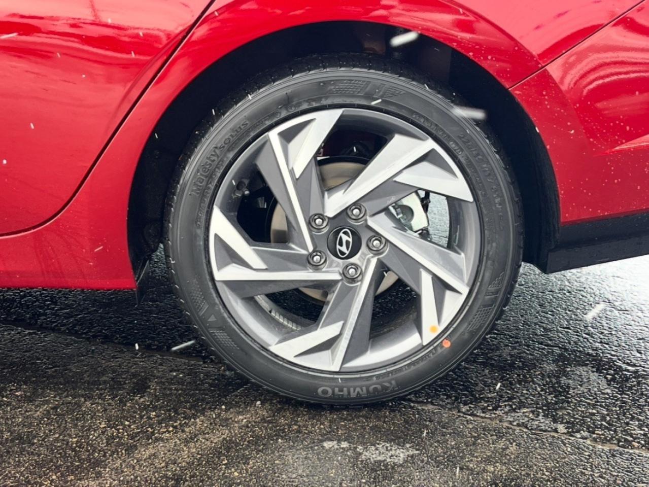 2026 Hyundai Elantra Hybrid Luxury Sedan Photo