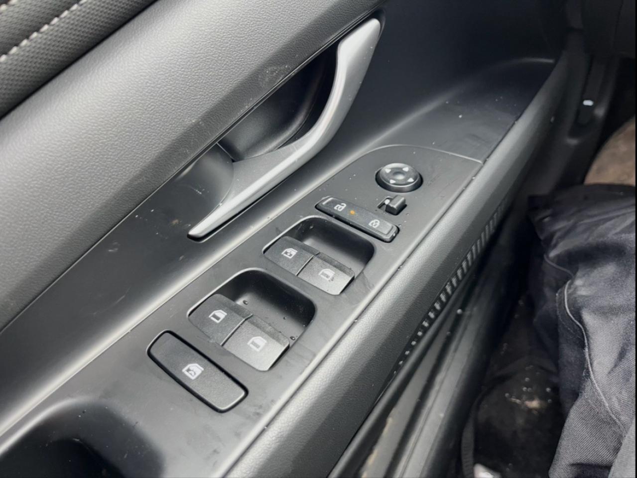 2026 Hyundai Elantra Hybrid Luxury Sedan Photo