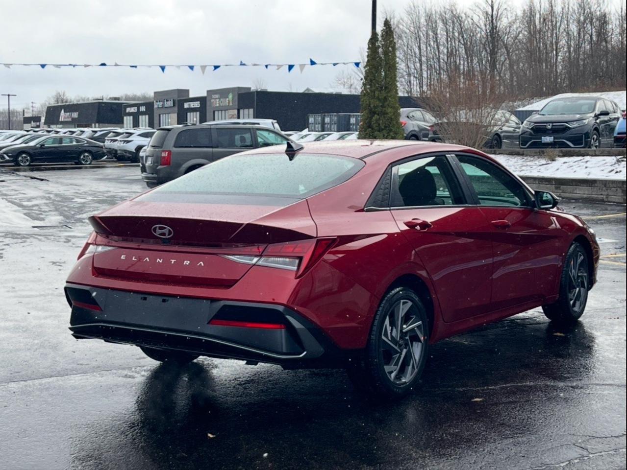 2026 Hyundai Elantra Hybrid Luxury Sedan Photo