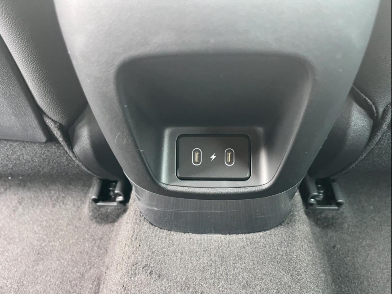 2026 Hyundai Elantra Hybrid Luxury Sedan Photo