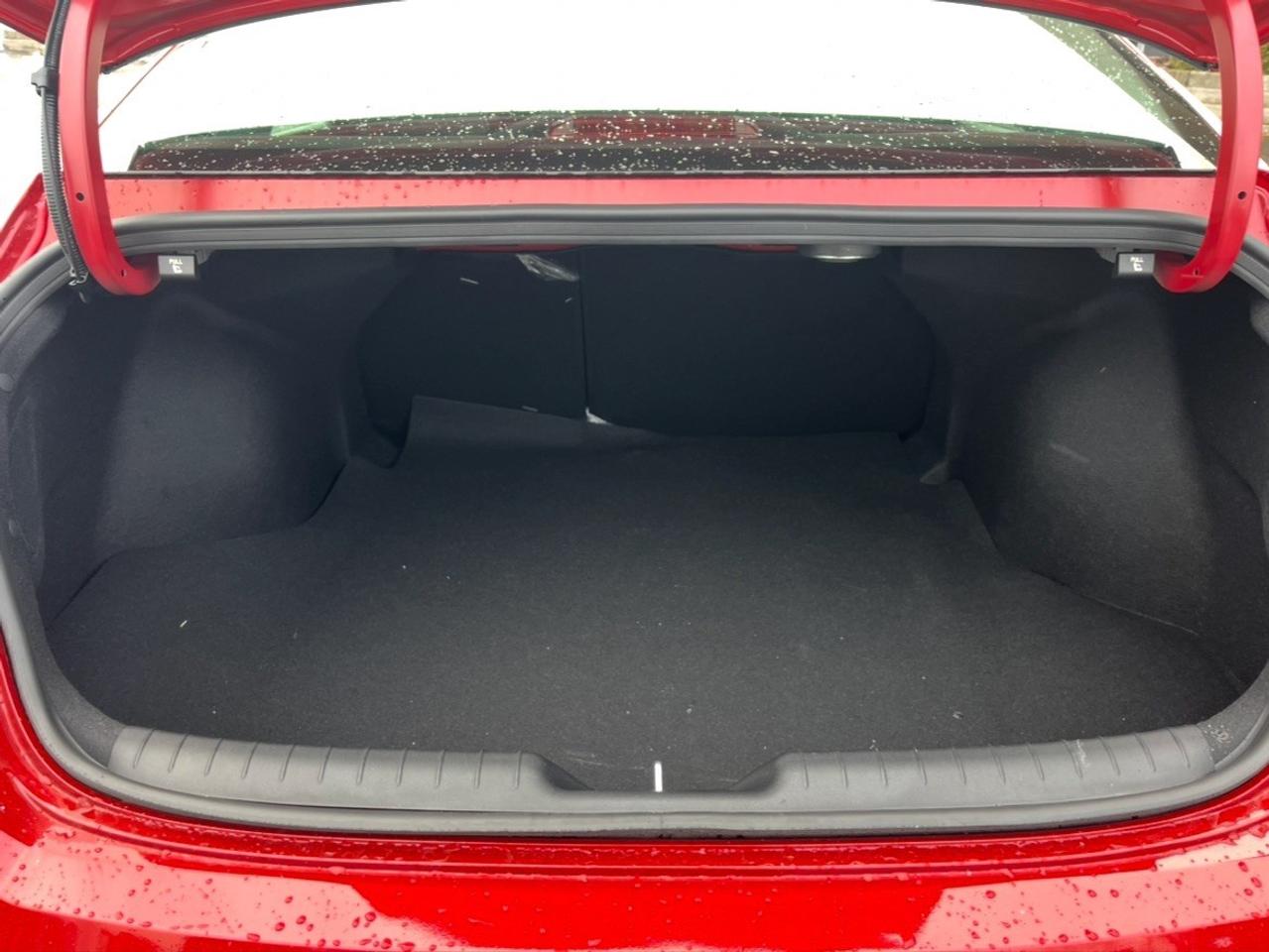 2026 Hyundai Elantra Hybrid Luxury Sedan Photo