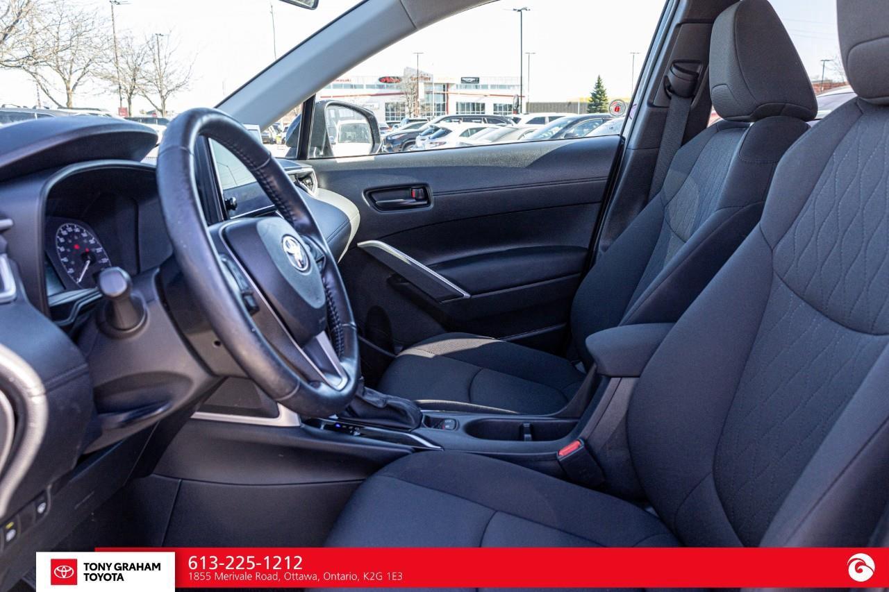 2023 Toyota Corolla Cross LE Photo