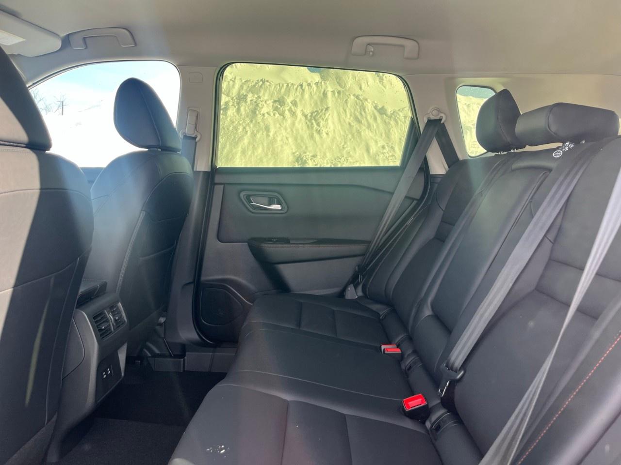 2026 Nissan Rogue AWD Rock Creek Photo