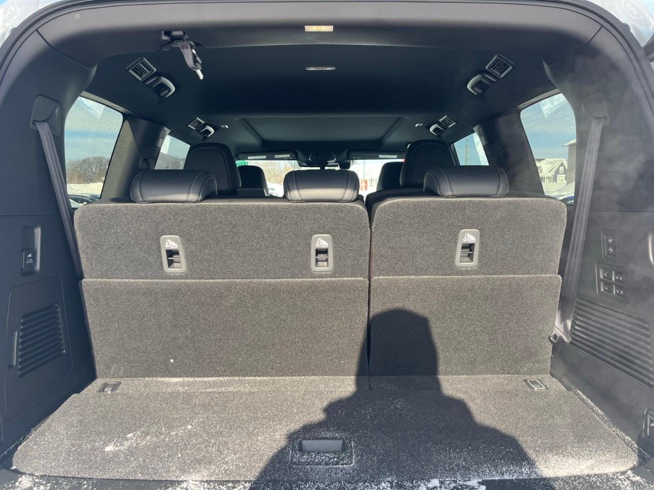 2026 Nissan Armada 4x4 PRO-4X Photo