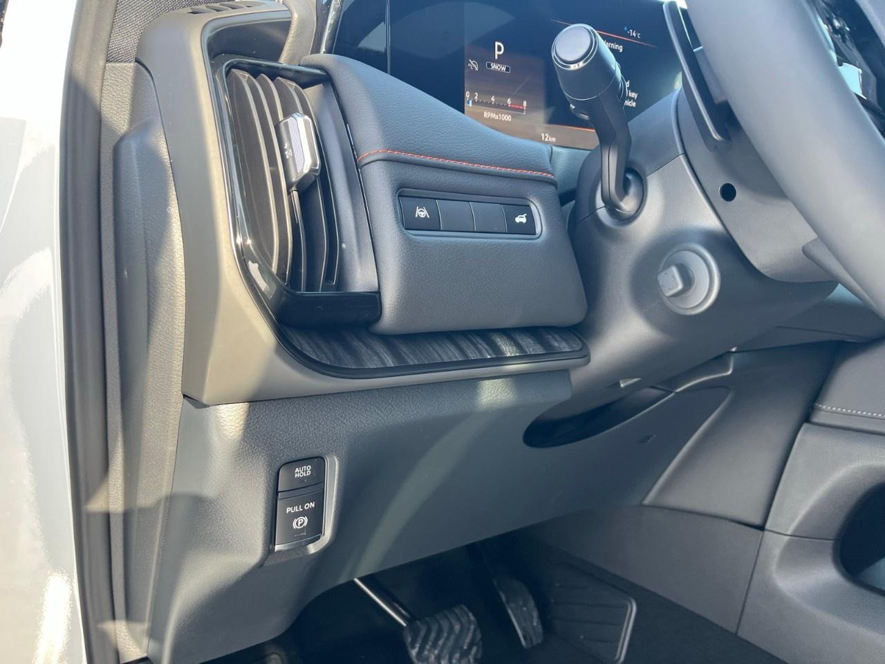 2026 Nissan Armada 4x4 PRO-4X Photo