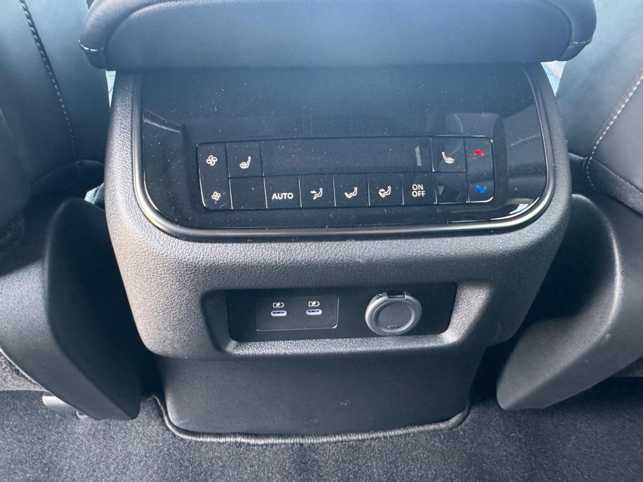 2026 Nissan Armada 4x4 PRO-4X Photo
