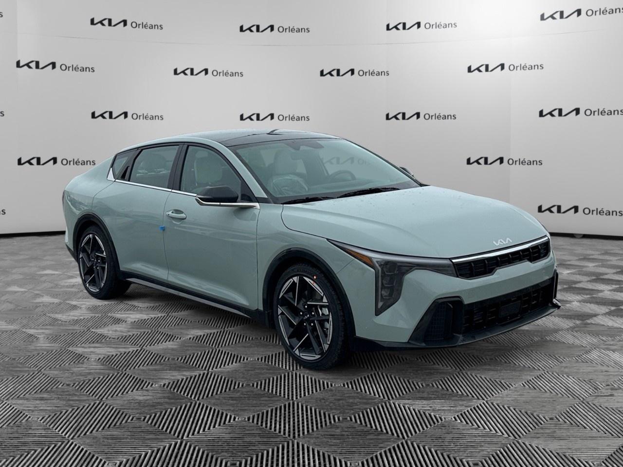 2026 Kia K4 GT-Line Turbo FWD Photo