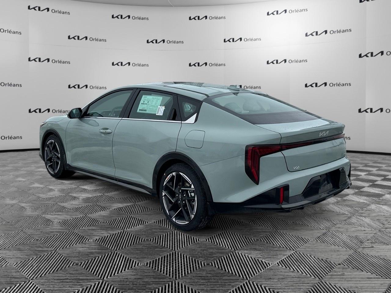 2026 Kia K4 GT-Line Turbo FWD Photo