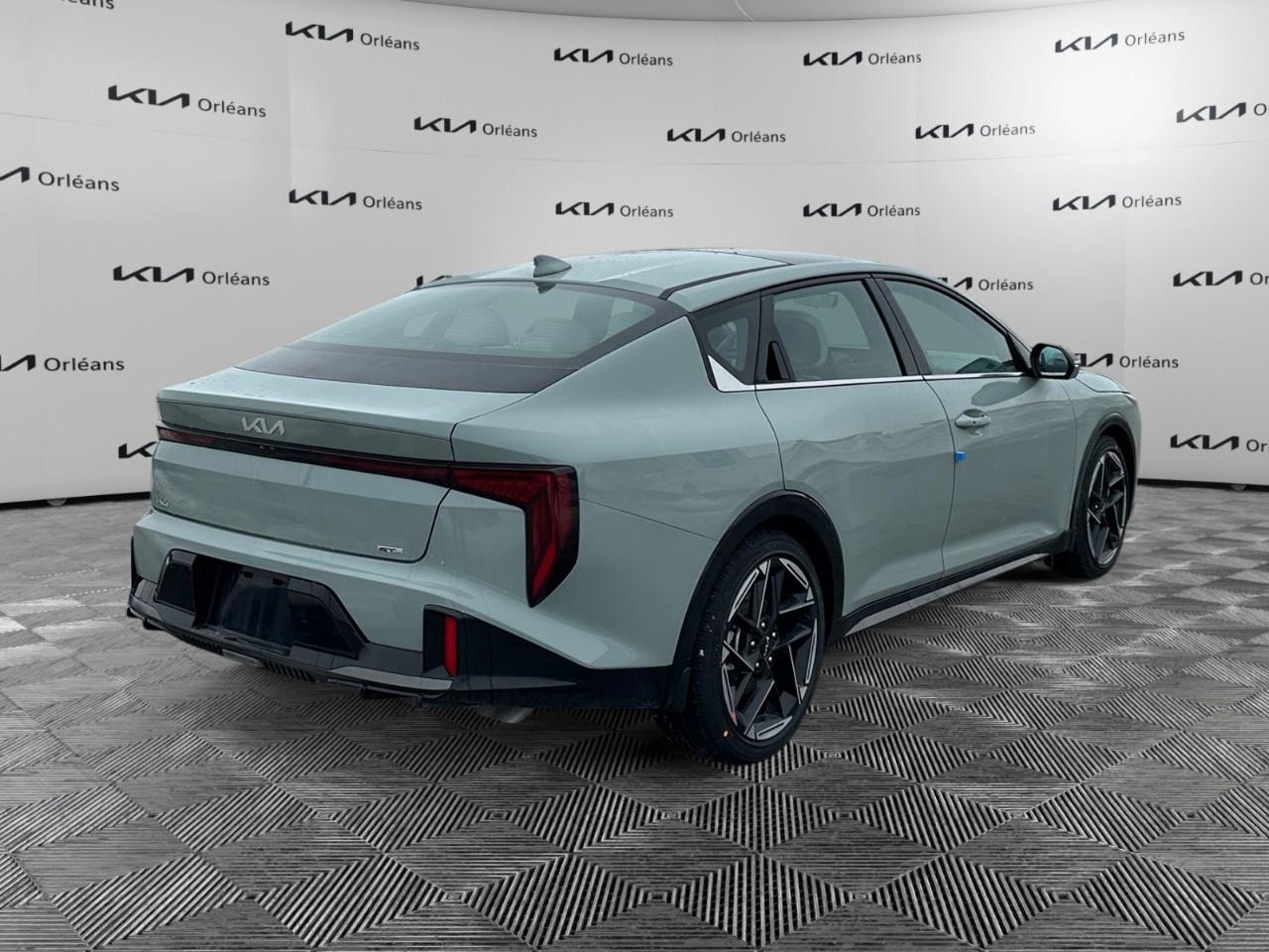 2026 Kia K4 GT-Line Turbo FWD Photo